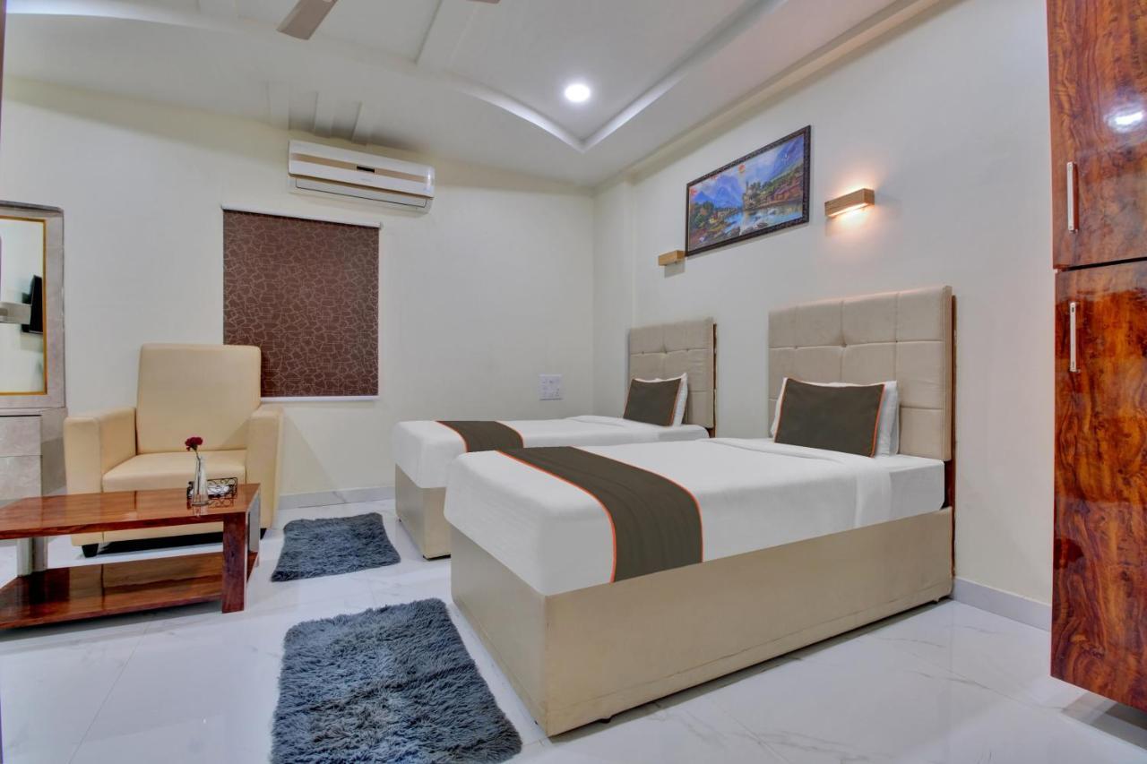 Collection O Hotel Mango Tree Khammam Eksteriør billede